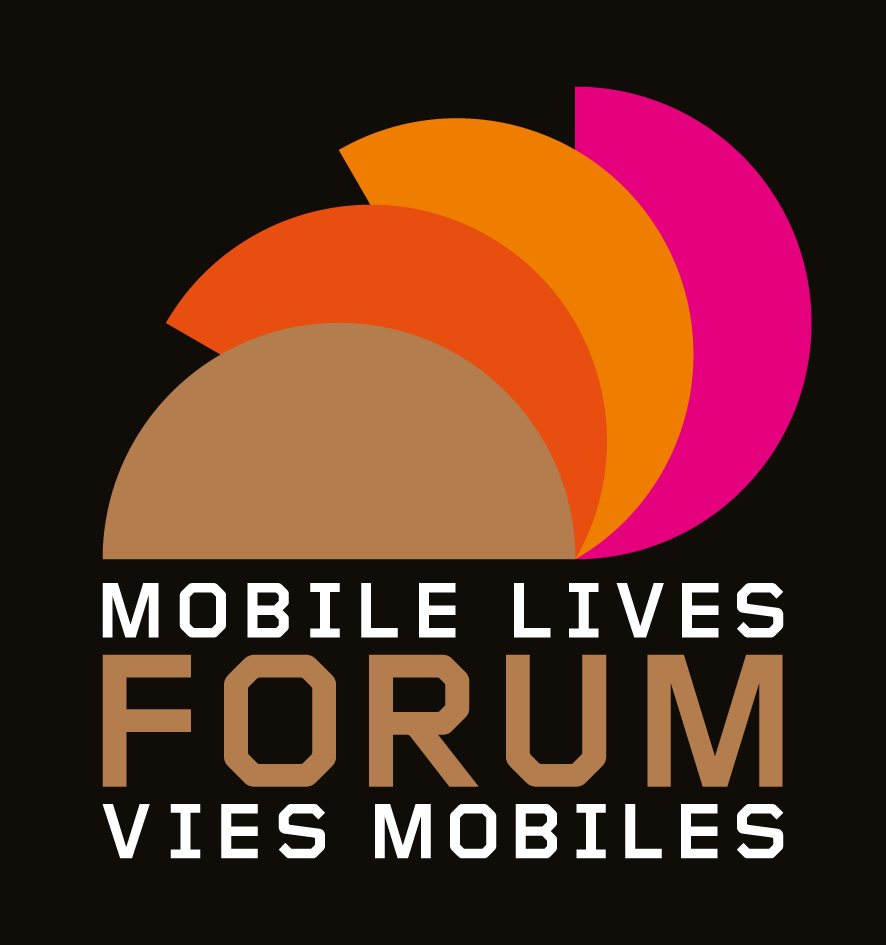 Logo vertical fond noir - Forum Vies Mobiles